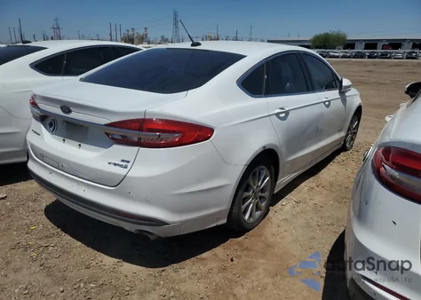 2017 Ford Fusion Se Hybrid z USA, uszkodzony, nr VIN 3FA6P0LU1HR409694